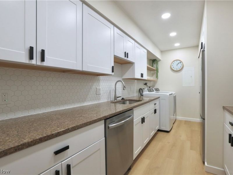 9995 Independence Drive, Unit 8B, North Royalton, OH 44133 Photo 5