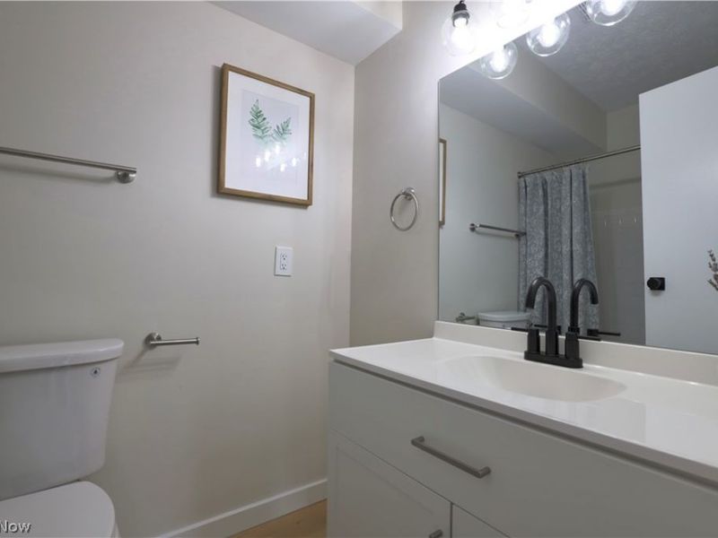 9995 Independence Drive, Unit 8B, North Royalton, OH 44133 Photo 8