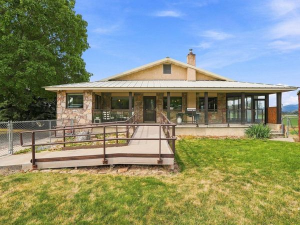 2343 Flowery Trail Rd, Chewelah, WA 99109