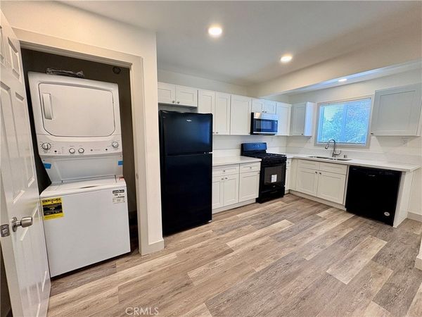 1470 3rd Street, Unit 2, La Verne, CA 91750