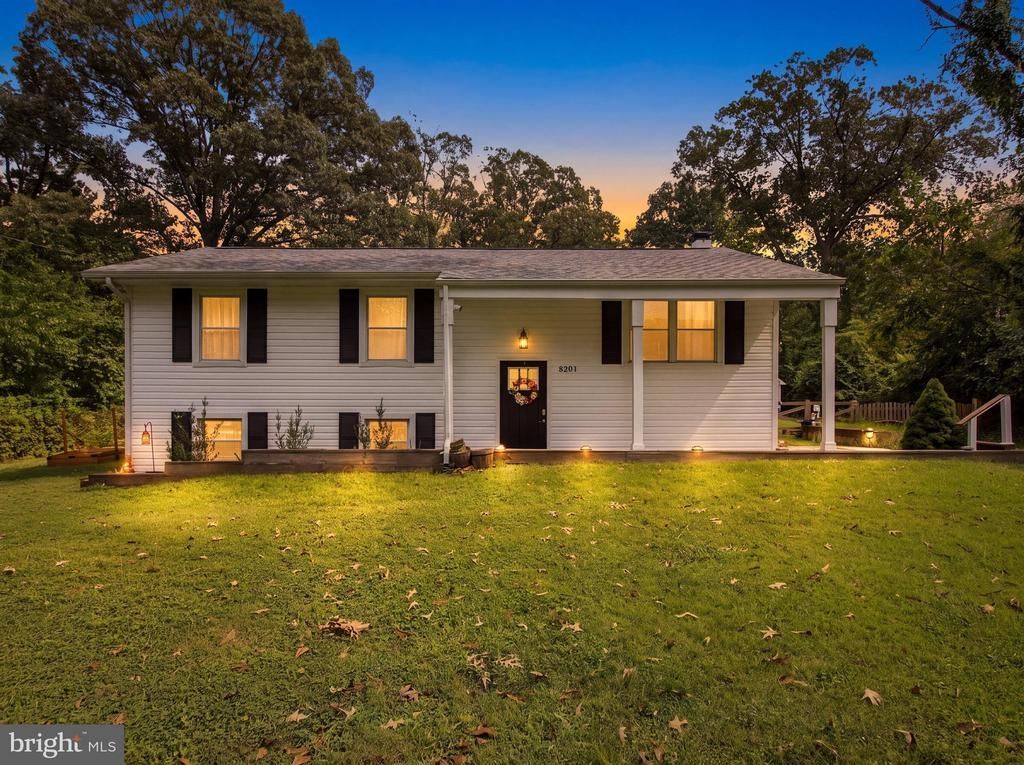 8201 BODKIN AVENUE , PASADENA, MD 21122