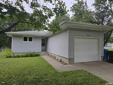 2835 N 36th Street, Lincoln, NE 68504