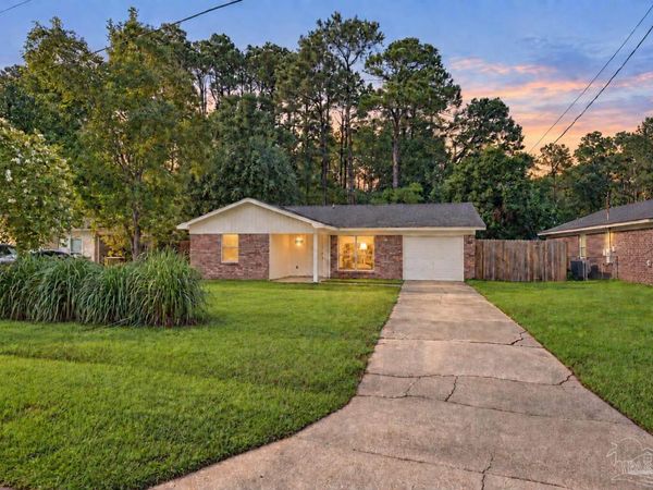 10758 Jolyne, Pensacola, FL 32506