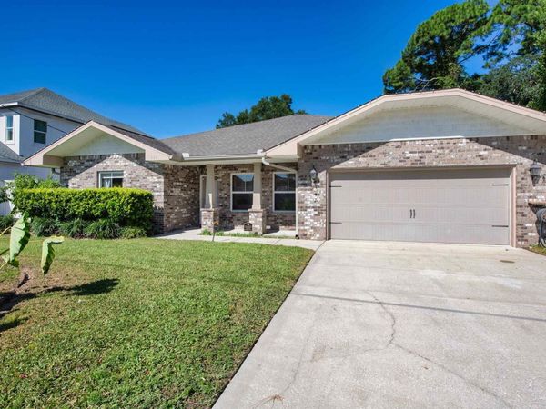 116 Wellington Rd, Ft Walton Beach, FL 32547