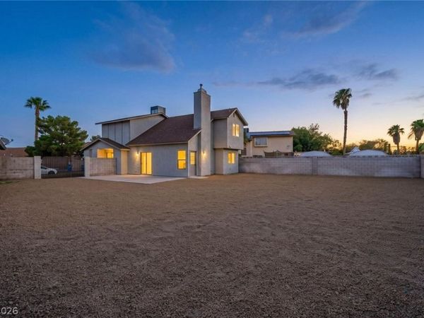 6733 Evanston Avenue , Las Vegas, NV 89108