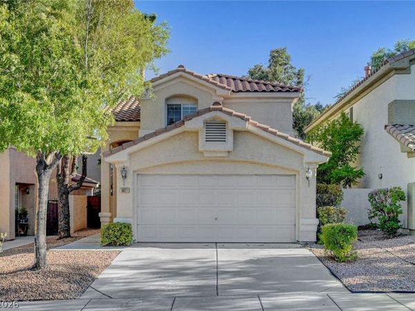 9821 Peseo Cresta Avenue , Las Vegas, NV 89117