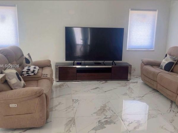 4711 NW 178th Ter , Miami Gardens, FL 33055