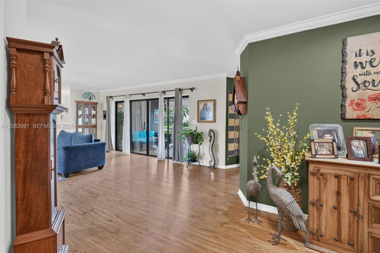 9880 SW 1st St, Plantation, FL 33324 Photo