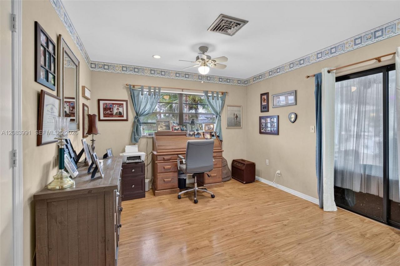 9880 SW 1st St, Plantation, FL 33324 Photo