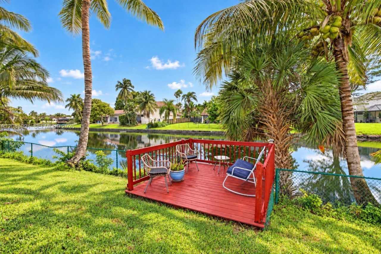 9880 SW 1st St, Plantation, FL 33324 Photo