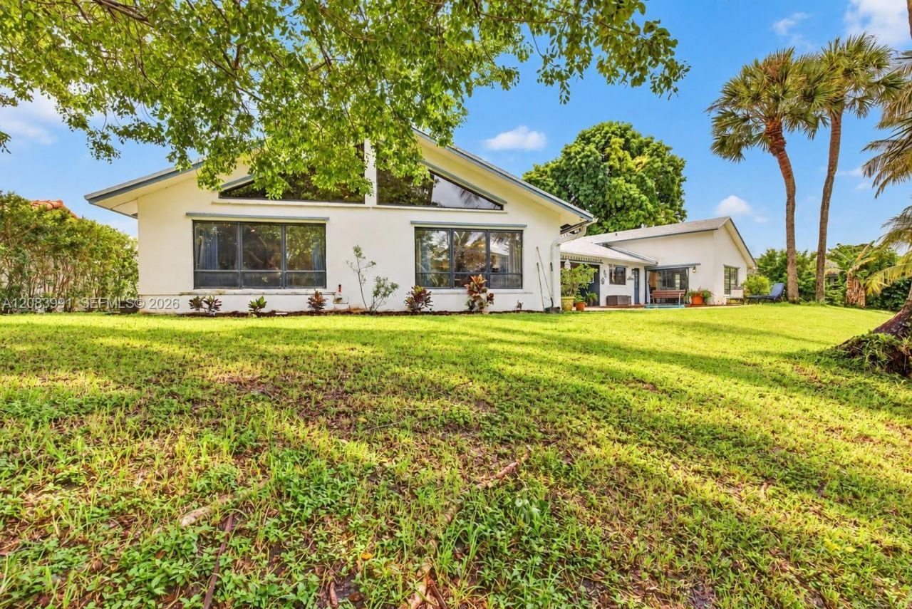 9880 SW 1st St, Plantation, FL 33324 Photo