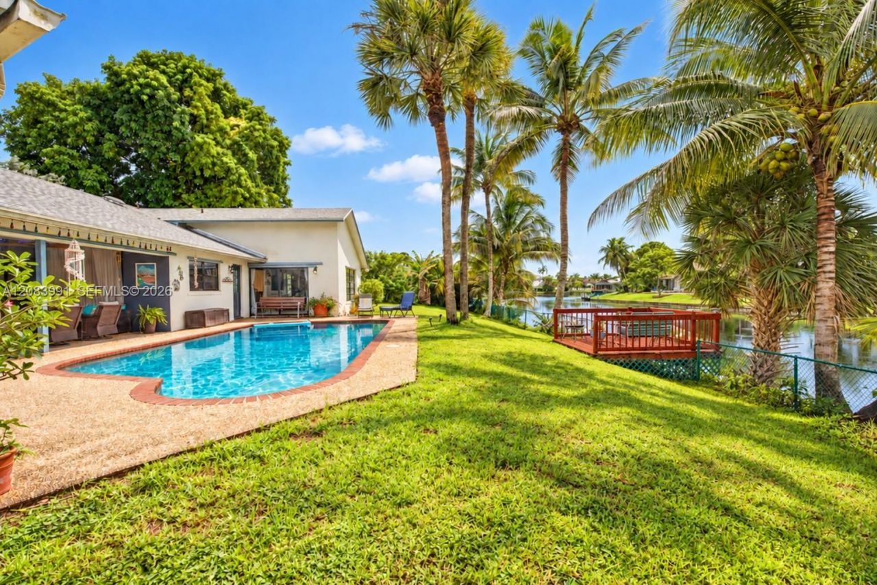 9880 SW 1st St, Plantation, FL 33324 Photo