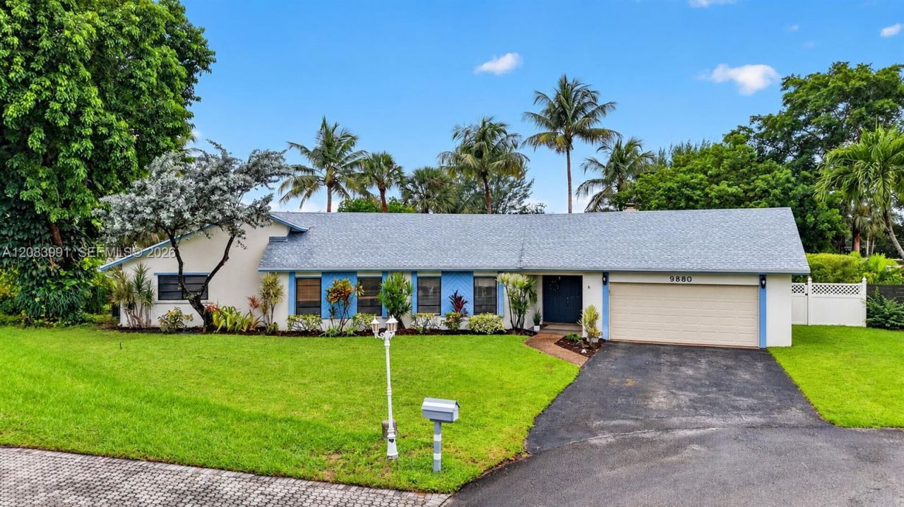 9880 SW 1st St, Plantation, FL 33324 Photo