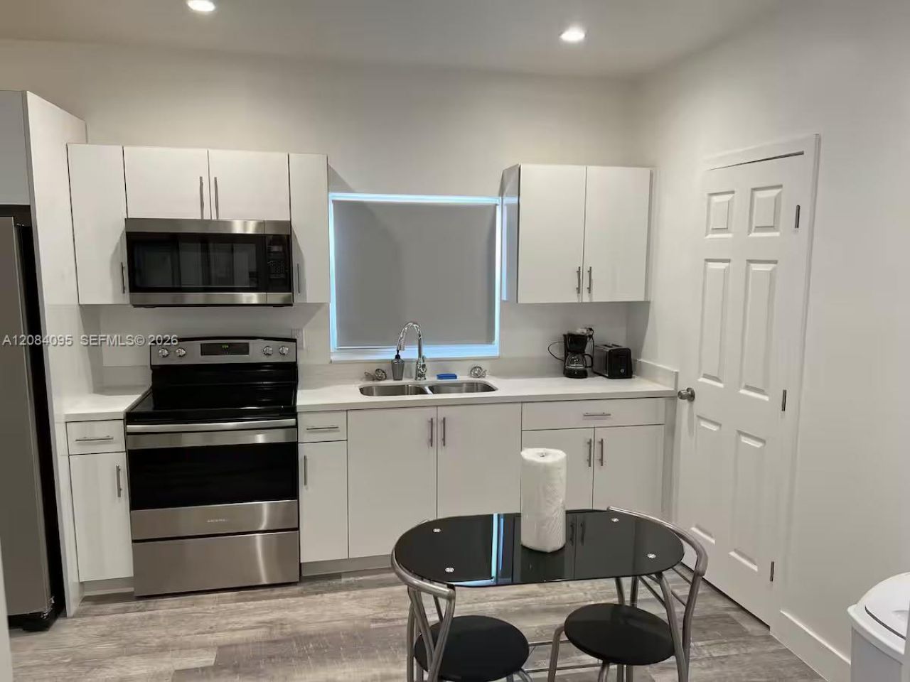 2285 NW 2nd St , Unit 5, Miami, FL 33125 Photo