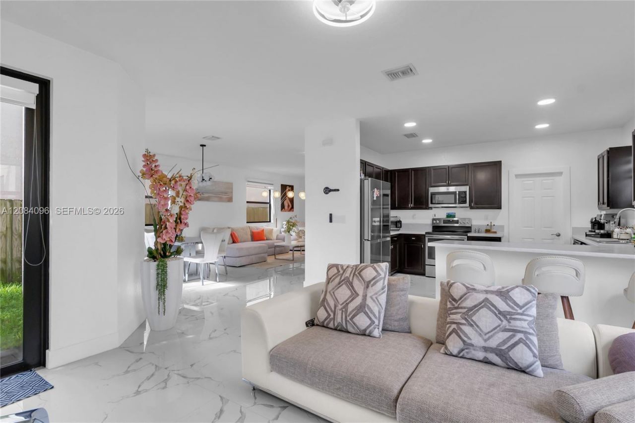 133 NE 25th Ter , Homestead, FL 33033 Photo