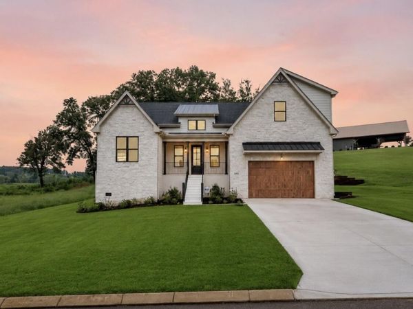 545 Clubhouse Drive, Jasper, TN 37347