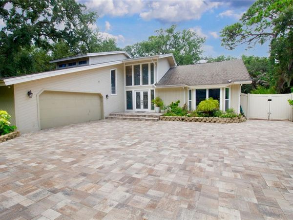 70 BAY WOODS DRIVE, SAFETY HARBOR, FL 34695
