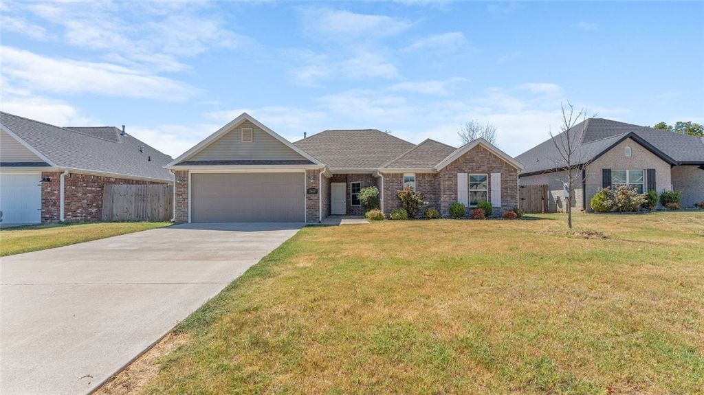 2657 Cassidy Avenue, Springdale, AR 72764 Main Photo