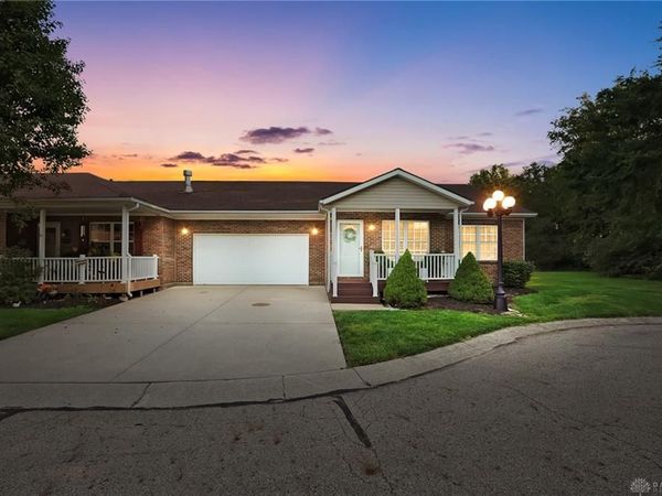 4004 Blue Spruce Court, Jamestown Vlg, OH 45335
