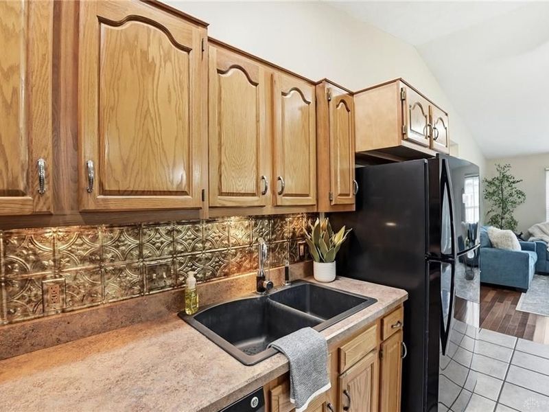 4004 Blue Spruce Court, Jamestown, OH 45335 Photo 10