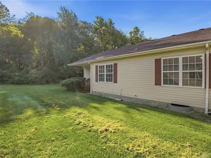 4004 Blue Spruce Court, Jamestown, OH 45335 Photo 33