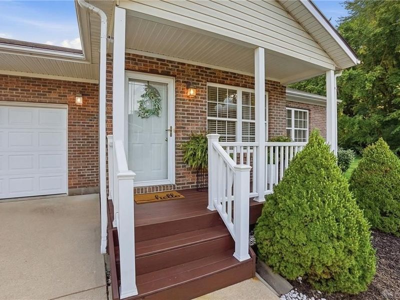 4004 Blue Spruce Court, Jamestown, OH 45335 Photo 5