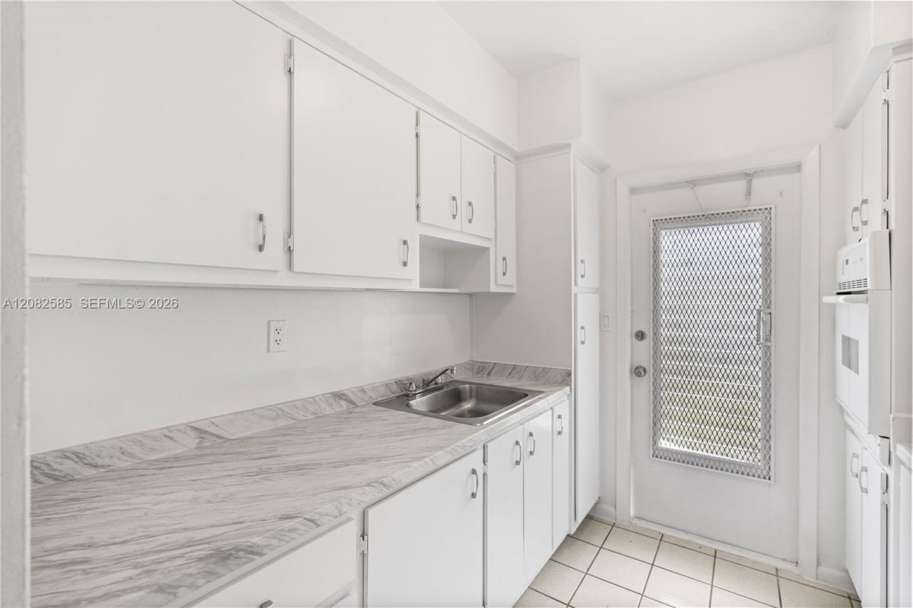 12655 NE 16th Ave, Unit 16, North Miami, FL 33161 Photo