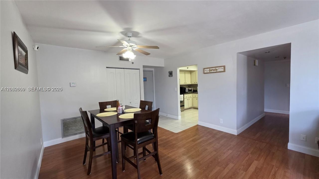 901 Hillcrest Dr, Unit 215, Hollywood, FL 33021 Photo