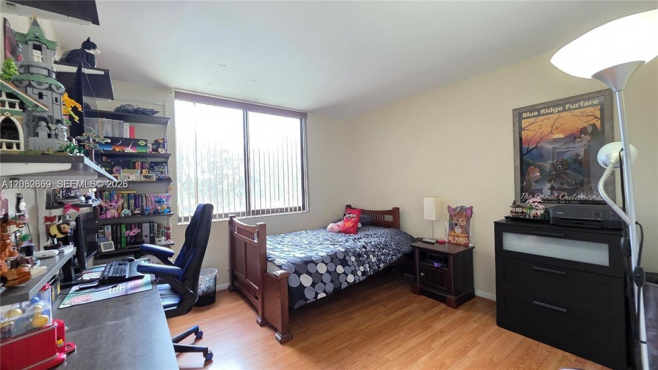 901 Hillcrest Dr, Unit 215, Hollywood, FL 33021 Photo