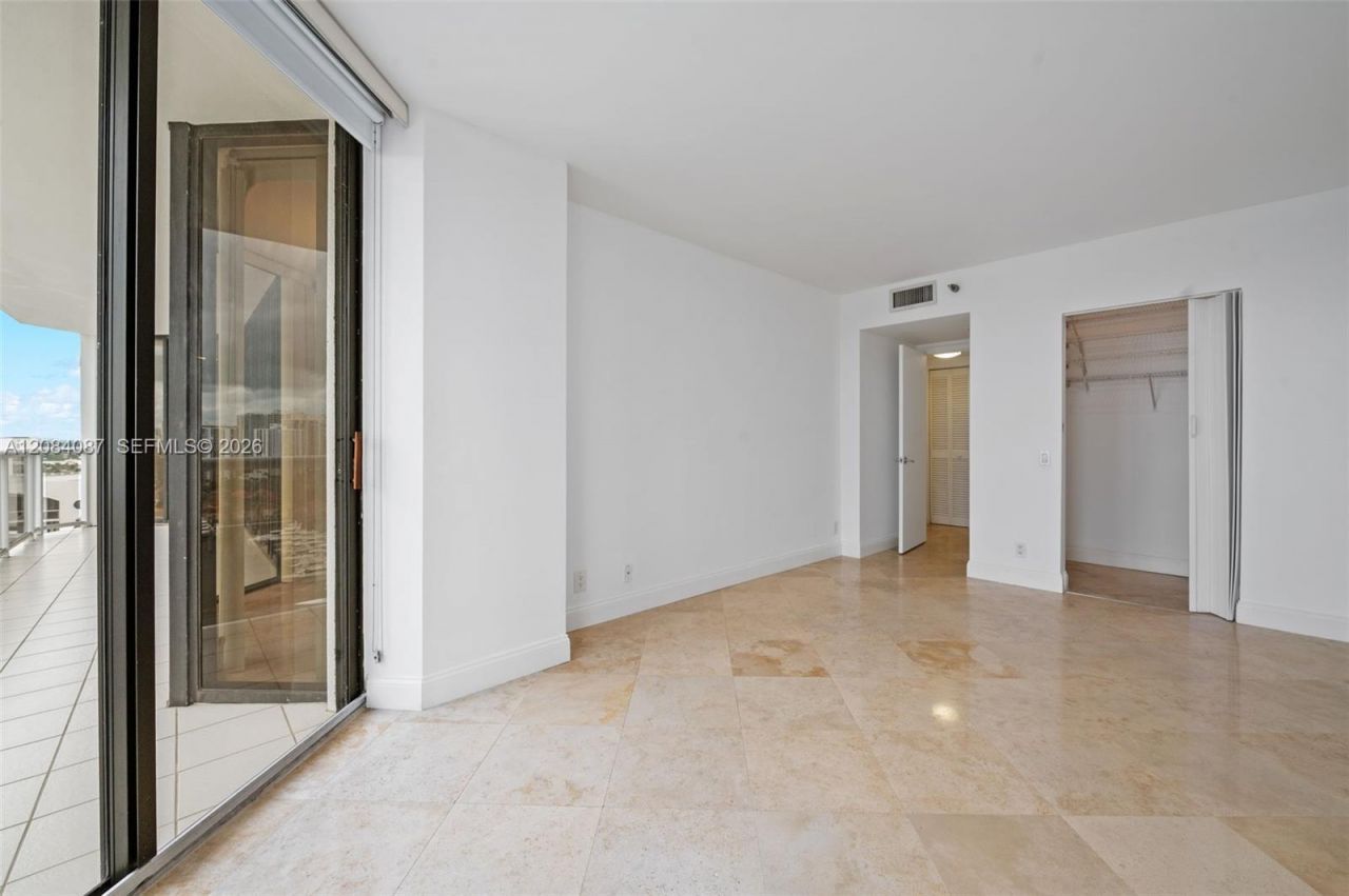 3640 Yacht Club, Unit 1807, Aventura, FL 33180 Photo