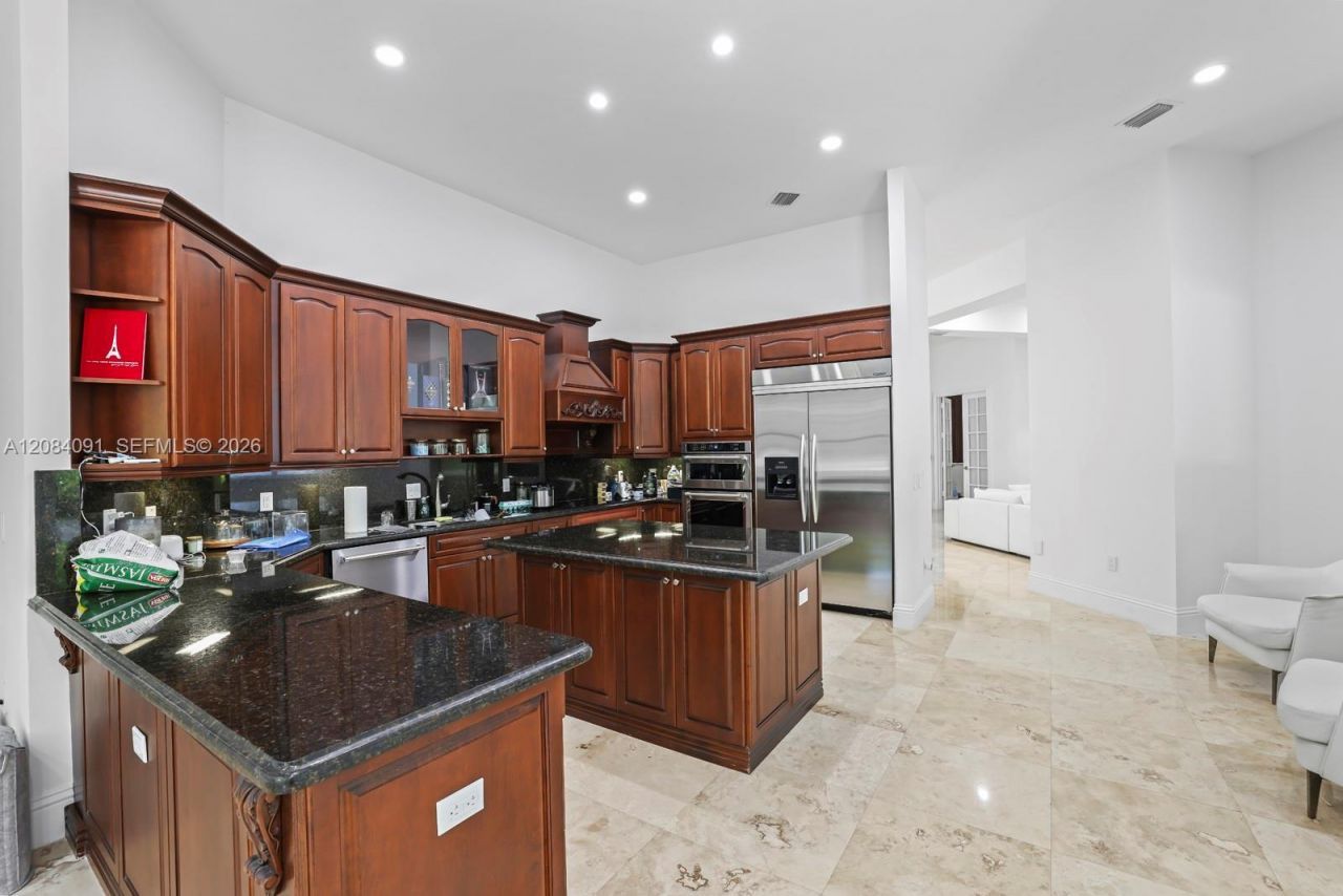 8095 SW 187th St, Cutler Bay, FL 33157 Photo