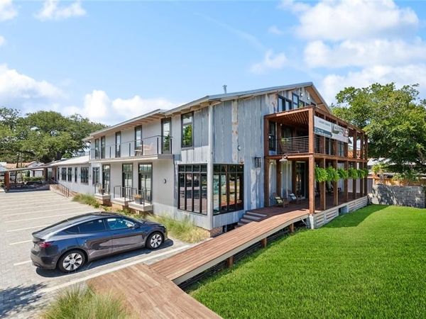 301 S TOULME Street, Unit 105, Bay St Louis, MS 39520