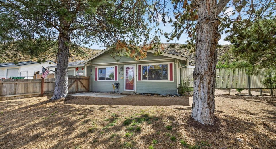 225 Palace Drive, Reno, NV 89506 Photo