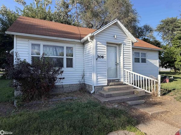306 Mound Street, Batavia, IA 52533