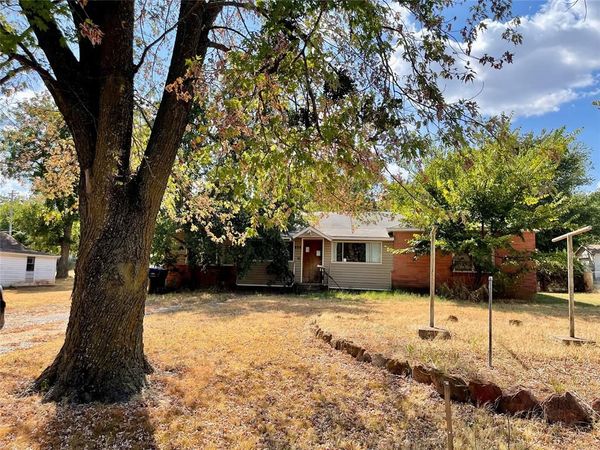 404 N 7th Street, Noble, OK 73068