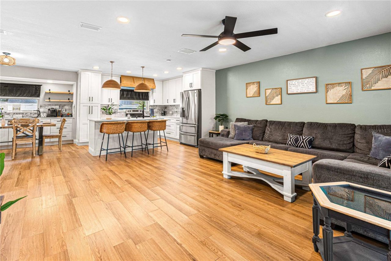 7501 Rustic Drive , Tampa, FL 33634 Photo