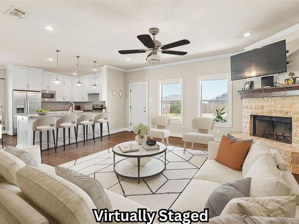 109 Springleaf Lane, Mabank, TX 75147