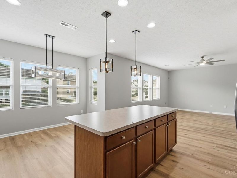 692 Hafton Court, Maineville, OH 45039 Photo 13