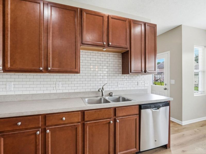 692 Hafton Court, Maineville, OH 45039 Photo 15