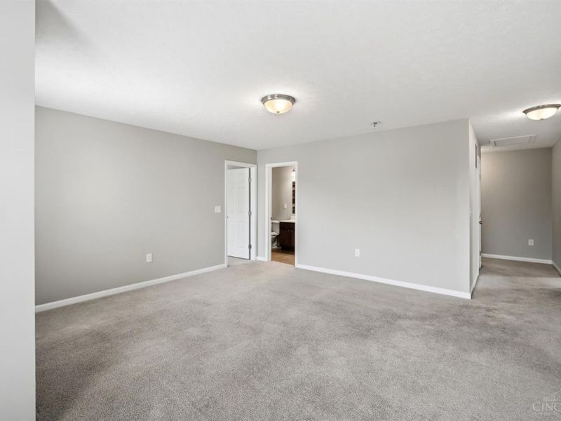 692 Hafton Court, Maineville, OH 45039 Photo 24