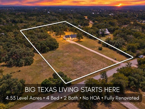 1070 Lonesome TRL, Driftwood, TX 78619