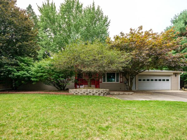 4823 Briarhill Drive, Portage, MI 49024