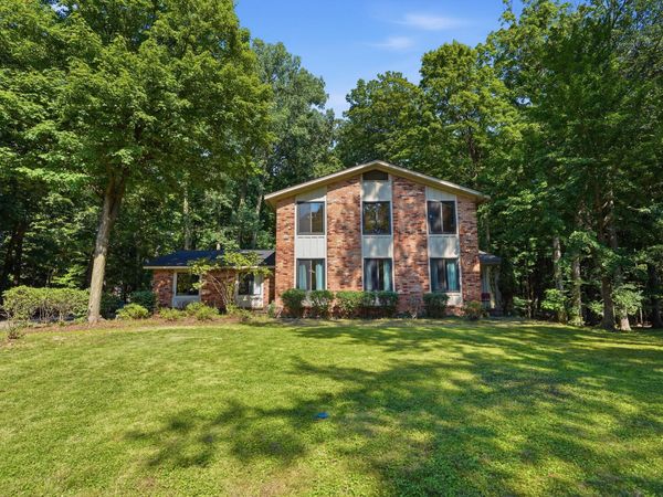 21542 Beauford Court, Northville, MI 48167