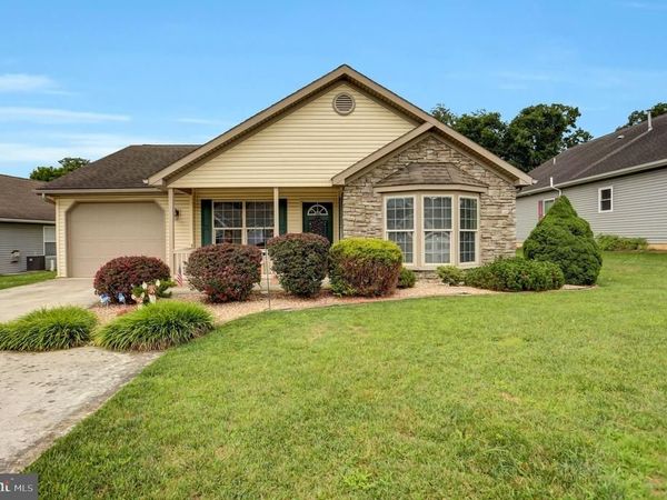 84 LANTERN LANE , SHIPPENSBURG, PA 17257