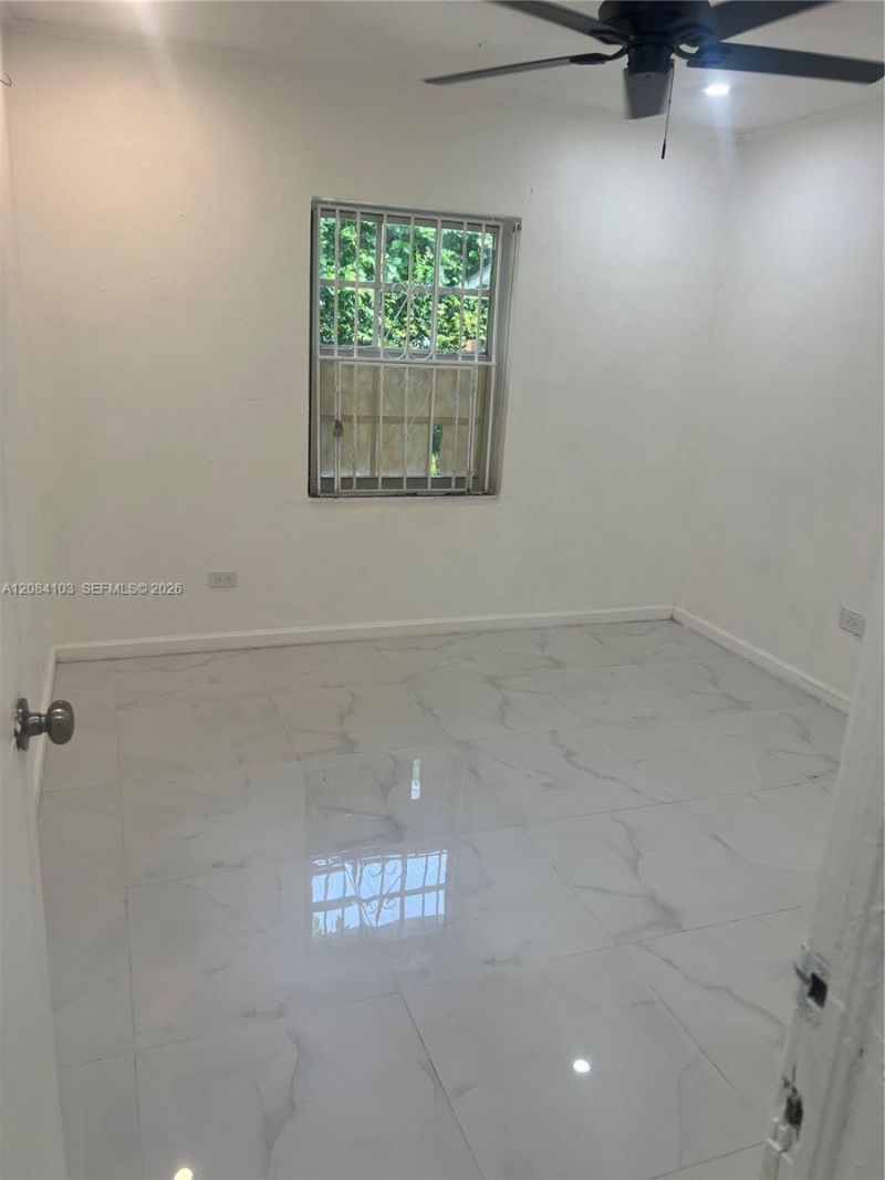 445-47 NE 69th St, Unit 447, Miami, FL 33138 Photo