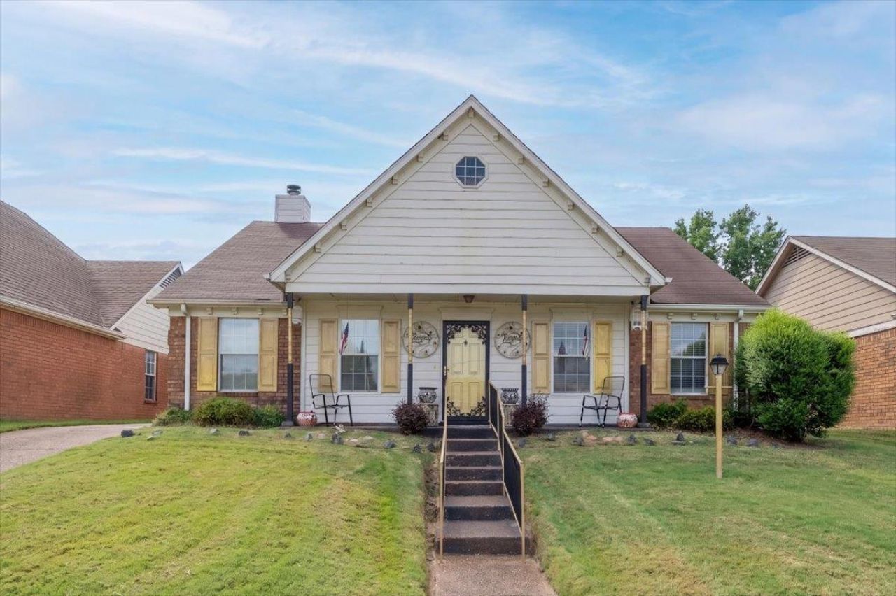 1691 DEXTER LN Memphis, TN 38016