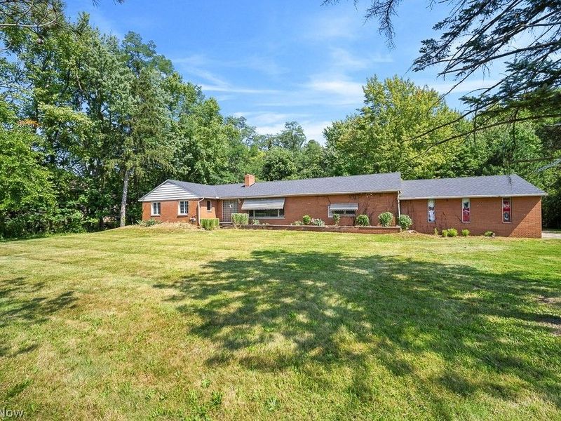 355 S Chillicothe Road, Aurora, OH 44202 Photo 3