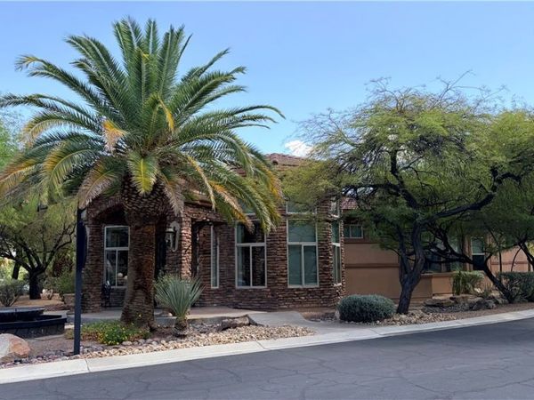 490 Toucan Ridge Court, Henderson, NV 89012