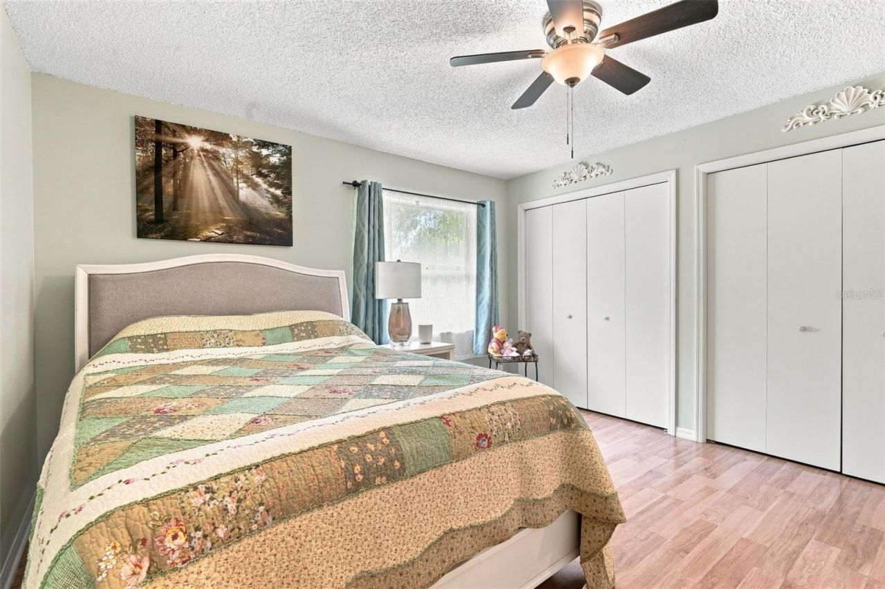 12435 Orangewood Circle, Tavares, FL 32778 Photo