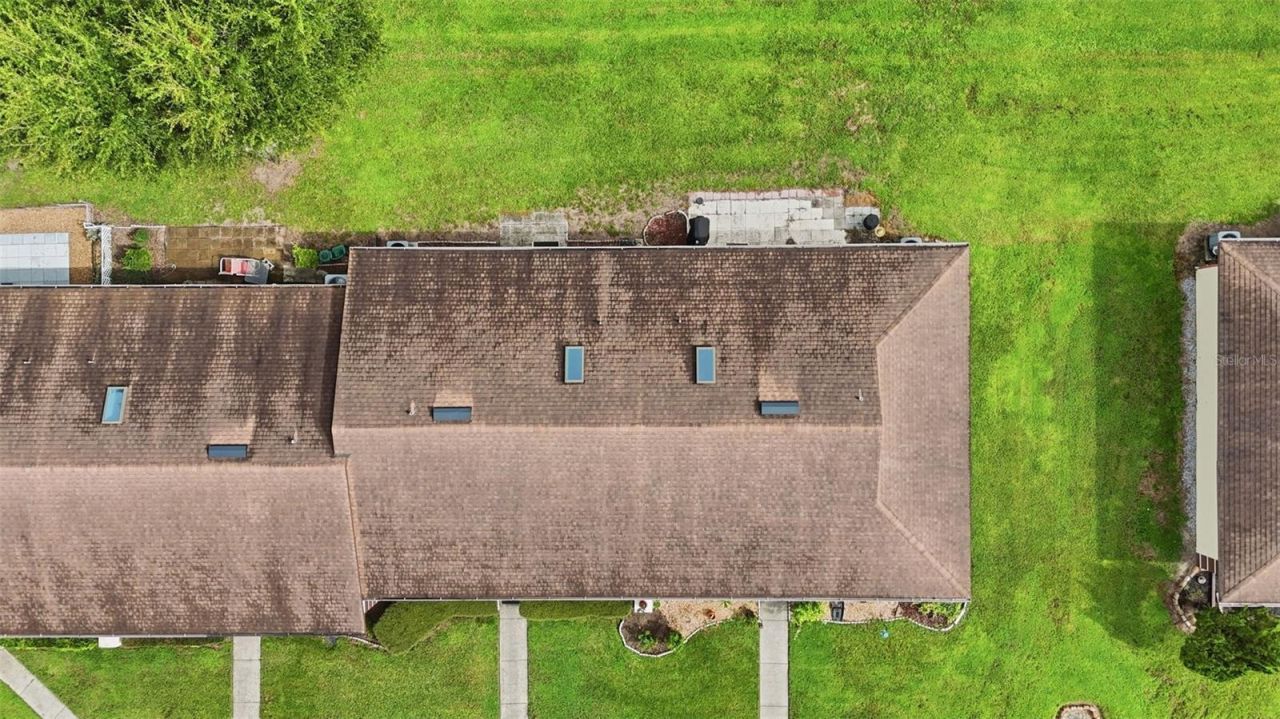 12435 Orangewood Circle, Tavares, FL 32778 Photo